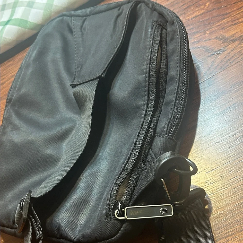 Totto Backpacks preowned sleek